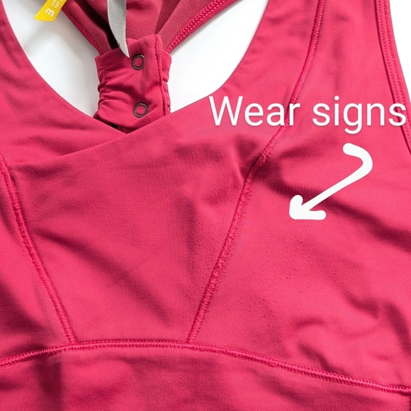 Lolë Pink Racerback Tank Top With Integrated Bra In Size Medium - Picture 13 of 13